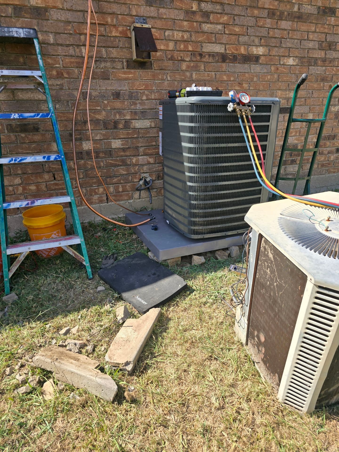 Project Installing a New Condenser Unit for Enhanced Comfort image